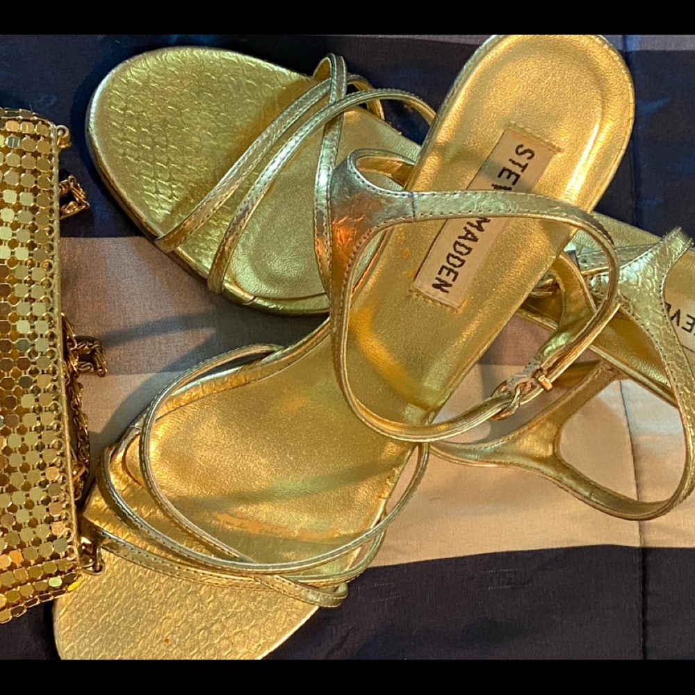 Steve Madden Gold Heels w/ matching colored purse.  PERFECT FOR NEW YEARS EVE!